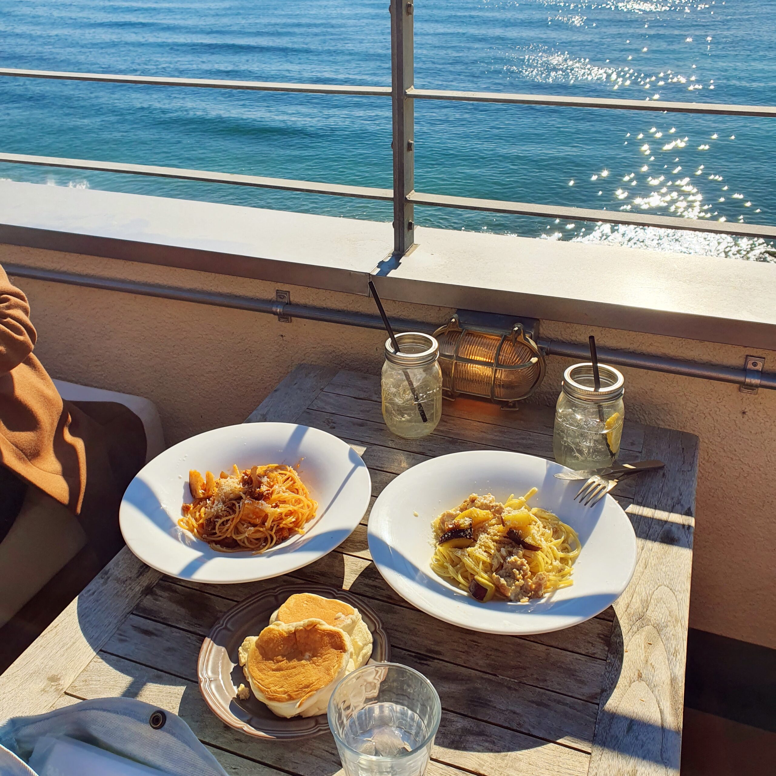 神奈川・鎌倉】七里ヶ浜のオーシャンビューカフェ「Espresso D Works